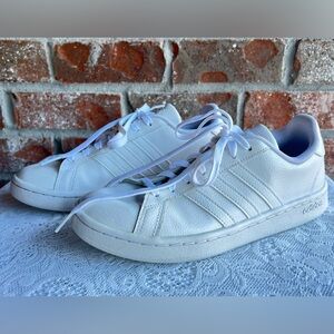Adidas Grand Court sneakers size 7.5